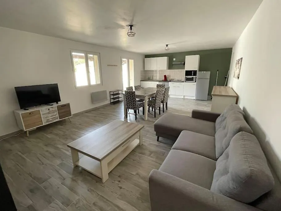 Au Petit Olivier, Appartement Avec Jardin Grans