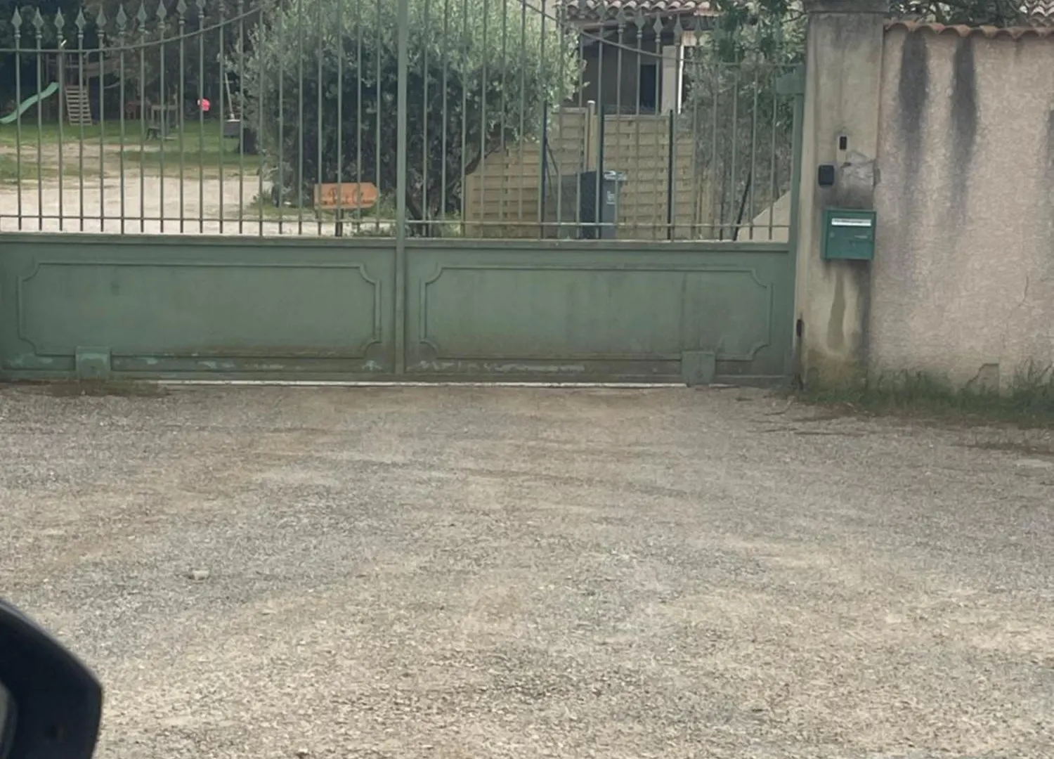 Au Petit Olivier, Appartement Avec Jardin Grans